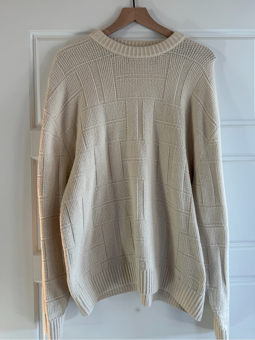 Men’s Abercrombie and Fitch sweater XL